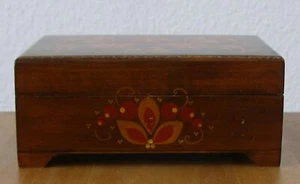 Schöne Holz-Lackdose mit Blumen! Handgemalt! HANDGEMACHT! 17 x 12 x 7 cm - Bild 1 von 5