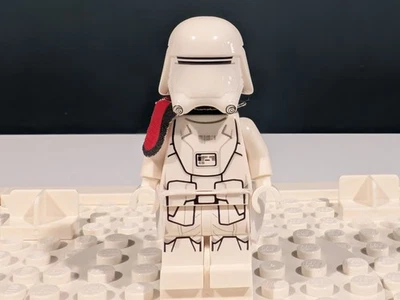 LEGO Star Wars First Order Snowtrooper Officer Minifigure sw0656 75100 - Image 1 of 4