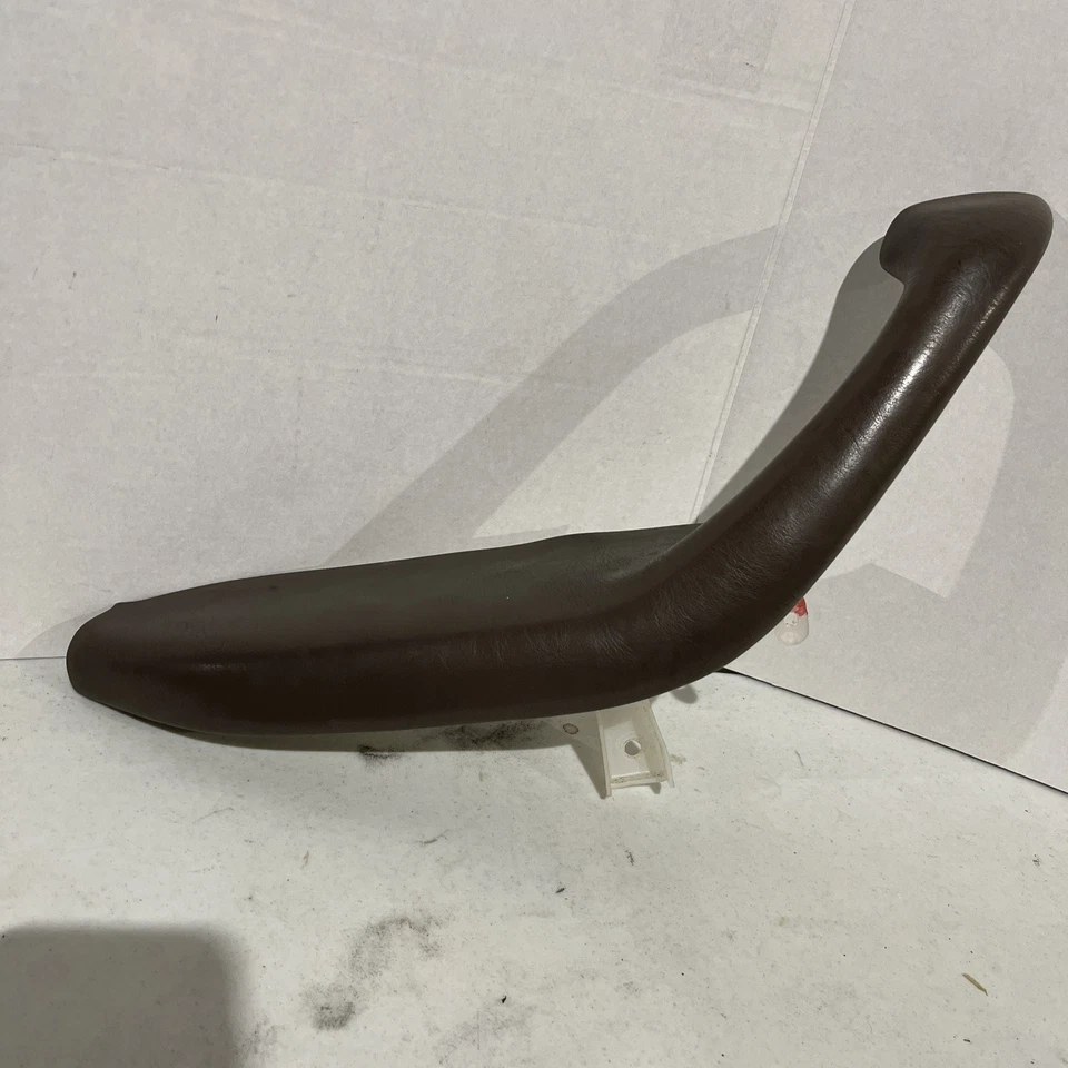Toyota Sequoia 2001-2007 conductor puerta manija izquierda reposabrazos reposabrazos marrón tostado OEM Foto 1 de 4