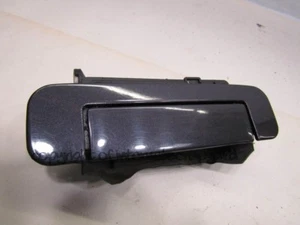 Audi A8 D2 97-02 pre-facelift OS right rear exterior door handle release LZ4V 4A - Picture 1 of 4