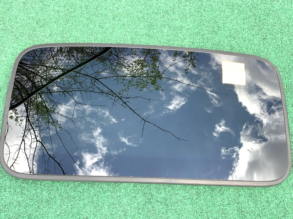 2006-2008 Acura TSX Sunroof Glass Moon Roof Power Sliding Factory OEM 43R-00123 - Image 1 of 4