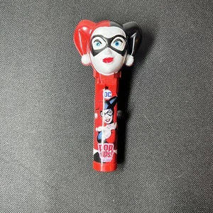DC FLIX CANDY Pop Ups Piruletas HARLEY QUINN SUCKER CARADY NUEVO FUERA DE CAJA - Imagen 1 de 6