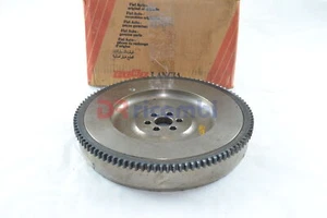 VOLANO ALBERO MOTORE LANCIA THEMA 2.5 TD FIAT CROMA 2.5 TD (88-92) FIAT 7302656 - Foto 1 di 4