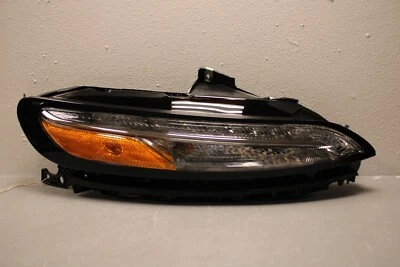 Luz intermitente lateral derecha Jeep Cherokee 2014 2015 2016 2017 2018 Foto 1 de 4