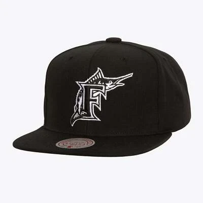 Mens Mitchell & Ness MLB EVERGREEN BLACK WHITE SNAPBACK COOP MARLINS - Image 1 of 3