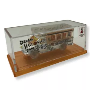 Matchbox Charity Dream Halloween 2010 GMC Ghoul School Bus in Acrylic Case Rare - Picture 1 of 7