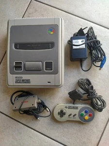 CONSOLA SNES SUPER NINTENDO VERSION 1CHIP , CON MANDO Y CABLES - Imagen 1 de 13