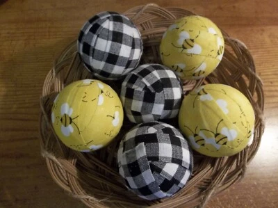 6 Homespun & Bees Rag Balls Farmhouse Tiered Tray Decor Bowl Basket Fillers,New - Image 1 of 2