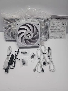 UNI FAN Lian Li P28 confezione tripla nero 120 mm UF-P28120-3B - Foto 1 di 6