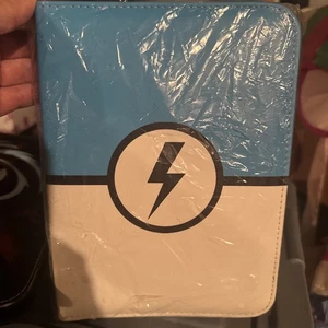 Pokemon Card Binder 4 Pocket 55 Page 440 Card Capacity NEW - Picture 1 of 2