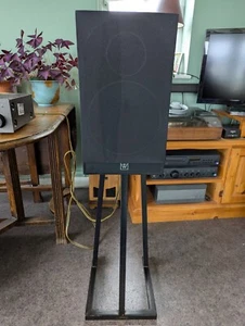 WHARFEDALE 505.2 HI-FI SPEAKERS + MONITOR QMM HIGH QUALITY SPEAKER CABLE. - Picture 1 of 16