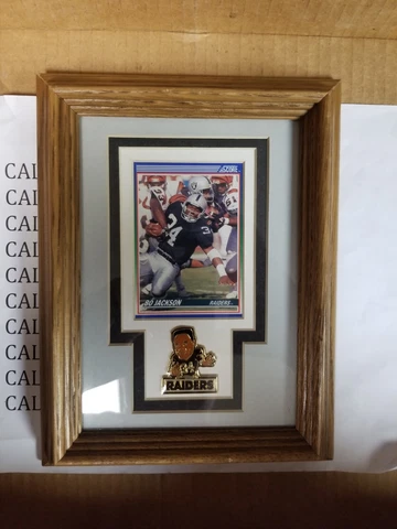 Bo Jackson Raiders Glass framed with card & pin Team NFL Official  8.75" x 6.75" Cover