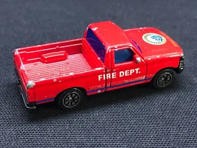 Unbranded Fire Department Pickup Truck Collectable Scale 1:64 - Image 1 of 4