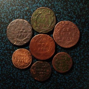Russia Lot 7 coins Denga Polushka 1731-1749 Original - Picture 1 of 2