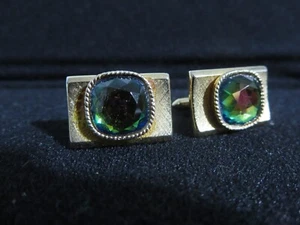 Vintage Swank Cuff Link Wraps Gold Tone Green / Red Stones - Picture 1 of 3