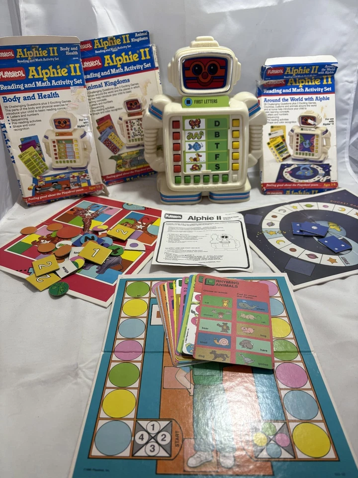 Vintage VTG 80s Playskool Alphie II Educational Robot With Cards TESTED - Image 1 of 4