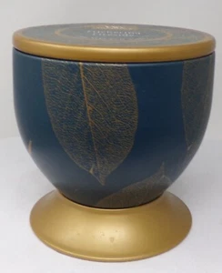 Woodwick Seasonal Gallerie in Dosen flackernder Kamin metallic 8,5 Unzen *SKU20-2* - Bild 1 von 5