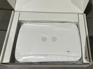 SerComm Corporation NA502S-US Multiple RF Home Gateway Sercomm - Picture 1 of 4