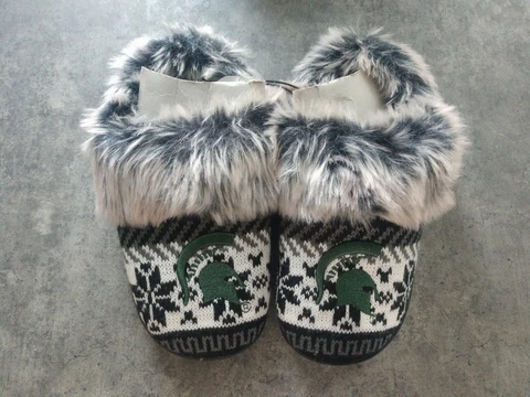 BRAND NEW WOMEN'S MICHIGAN STATE SPARTANS FAUX FUR SLIPPERS SIZE SMALL (5/6) Cover