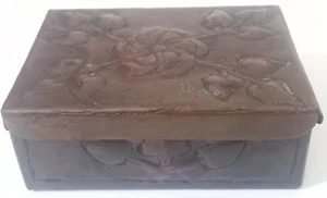 Gehämmerte Kupferdose - Blume & Blatt Design - Antik Kunsthandwerk - 4,5" x 3,5" - Bild 1 von 4