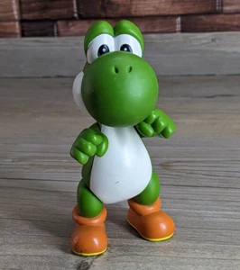 Green Yoshi 4,5" bewegliche Figur Super Mario Brothers Nintendo 2008 - Bild 1 von 12