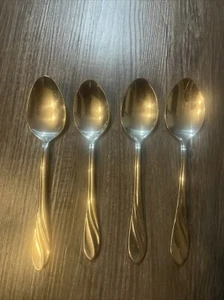 3 Soup Spoons &1 Serving Tools Of The Trade Lot of 4 Stainless Flatware 7" - Picture 1 of 7
