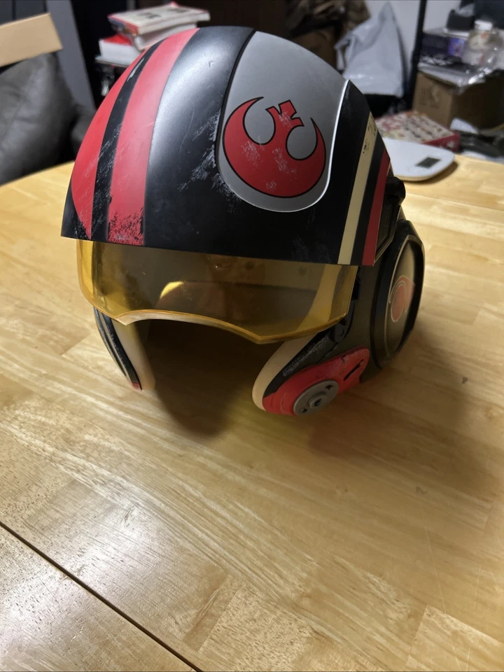 孩之宝星球大战黑色系列 Poe Dameron X-Wing 飞行员不起作用无麦克风 — 第 1/4 张图片