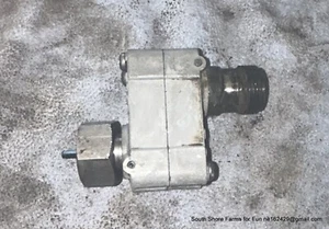 ADAPTADOR VELOCÍMETRO RELACIÓN “V” 1.1111 FUNCIONANDO GM STEWART WARNER 666F R8 3925673 - Imagen 1 de 8