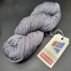 Filato Fyberspates 614 Pebble Beach 399 iarde - Vivacious 4 strati Superwash Merino - Foto 1 di 2