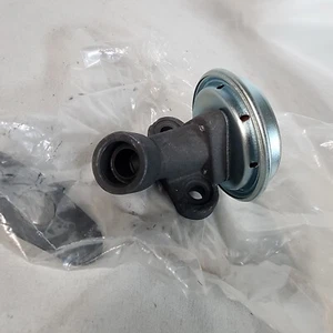 EGR Valve Standard Motor Products EGV535 NAPA 3-26204 - Picture 1 of 4