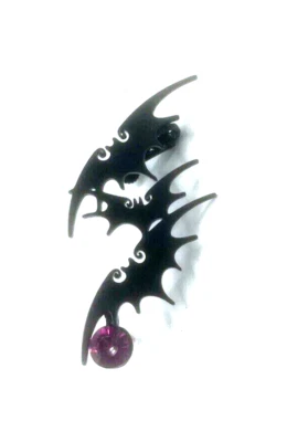 Pendiente Pesadilla antes de Navidad Oreja Murciélagos Gema Roja Halloween Fantasmas Góticos Foto 1 de 4