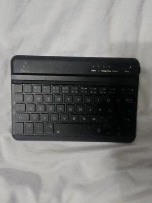 A Mini Bluetooth Wirless Keyboard Portable Wireless In Great Condition Tested - image 1 of 4