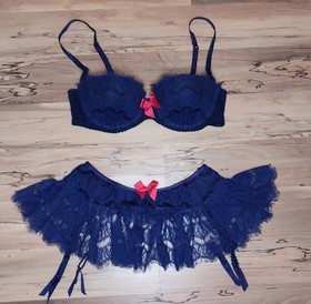 VICTORIA'S SECRET SEXY LITTLE THINGS XS/S RARE BLUE GARTER BELT LACE SKIRT SET 