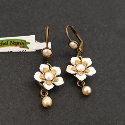 Pendientes Michal Negrin Blanco Imitación Perla Flor Cuelga Romántico Boho Novia De Colección Foto 1 de 4
