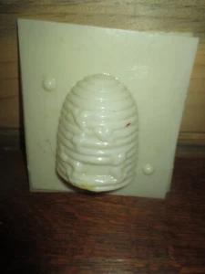 Vintage WAX SOAP PLASTER Two Piece BEEHIVE MOLD - 1970's - Picture 1 of 3