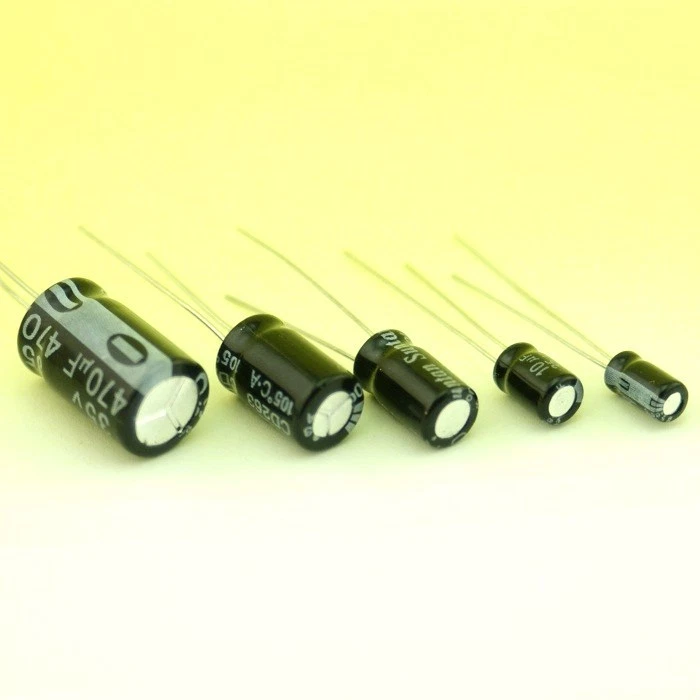 Radial Aluminium Electrolytic Capacitor (Packs of 10) Range of Value / Voltages
