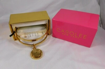 Brazaletes Giratorios Carolee New York Word Play Colección Doble Toma "Amor"  Foto 1 de 2