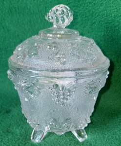Vintage Clear Glass Footed Candy Nut Dish with Covered Lid, MINT Condition - Picture 1 of 7
