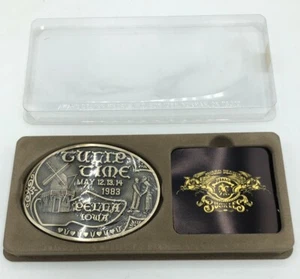 AWARD DESIGN MEDALS TULIP TIME PELLA IOWA 1983 BELT BUCKLE 228, DUTCH, HOLLAND - Picture 1 of 3