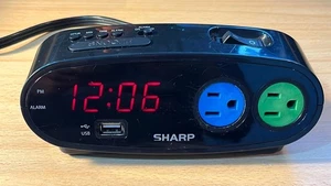 Sharp Digital Alarm Clock SPC137 USB Charge Port 2 AC Outlets Red LED Display - Picture 1 of 7