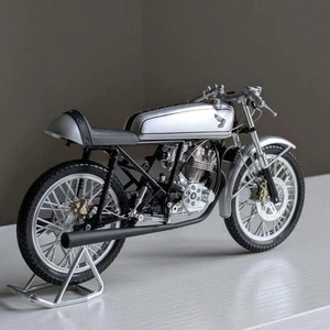 Aoshima Dream50 1/12 Motorcycle Model Kit Plastic Assembly Hobby Building Scale - Picture 1 of 6