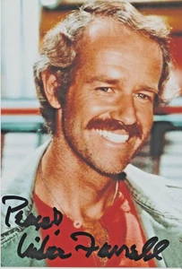 MIKE FARRELL "Peace!" signed 4x6 autographed B.J. Hunnicutt MASH photo with COA - Picture 1 of 2