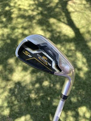 Cobra S2 Single Iron 9 Iron Aldila Graphite Lite 36.5" Right - Image 1 of 4