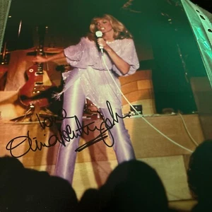 Olivia Newton John Signed Autographed 8x10 Photo COA Signature - Picture 1 of 4