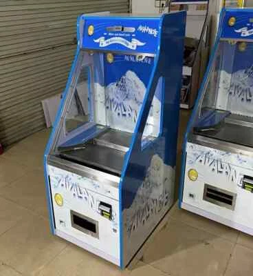 NUEVA Máquina Empujadora de Monedas Arcade con Cambiador de Billetes Avalancha Venta Envío Gratis Foto 1 de 2