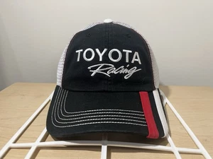 Toyota Racing Mütze NASCAR schwarz rot und weiß Linien Netz hinten Trucker Kappe Riemen - Bild 1 von 8