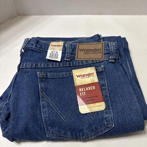 Wrangler Rugged Wear Blue Jeans 36X30 Mens Relaxed Fit 100% Cotton New - Picture 1 of 13