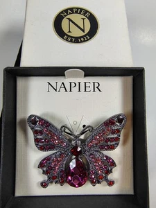 Vtg Napier Cranberry Pink Butterfly Brooch Pin Rhinestones Silver Tone NIB - Picture 1 of 4