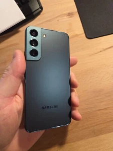 Smartphone Samsung Galaxy S22 mit OVP - Bild 1 von 8