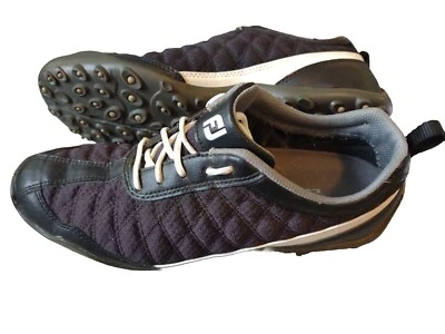 FootJoy 男式 7.5 M 高尔夫鞋 98876 J3N 黑色绗缝和白色运动鞋 — 第 1/4 张图片